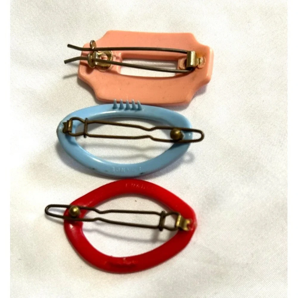 Vintage France Mod Hair Clips 3pc Lot Red Blue Peach FOR REPAIR Craft Destash